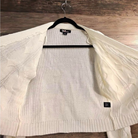 Love by Chelsea Cream Cardigan Sweater Classic Knit Design - Picture 5 of 8